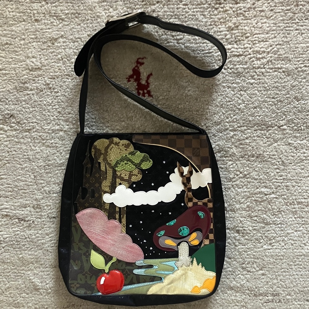 AUTHENTIC LOUIS VUITTON VINTAGE CONTE DE FEES MESSENGER PATCHWORK CANVAS LIN BAG